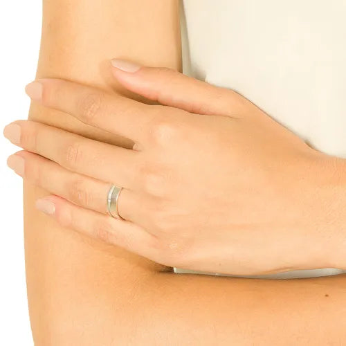 Aliança Valentines banhado Ouro Branco com Zircônio
